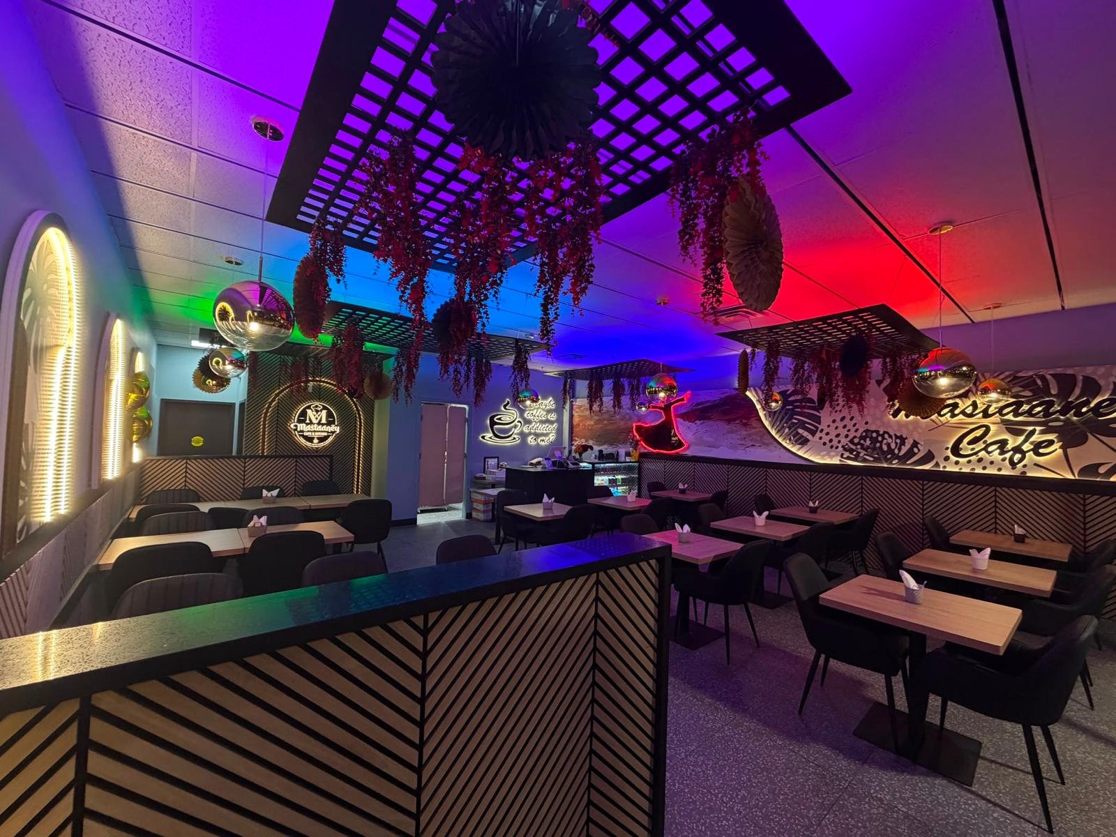 Dishes and ambience at Mastaaney Cafe & Kitchen